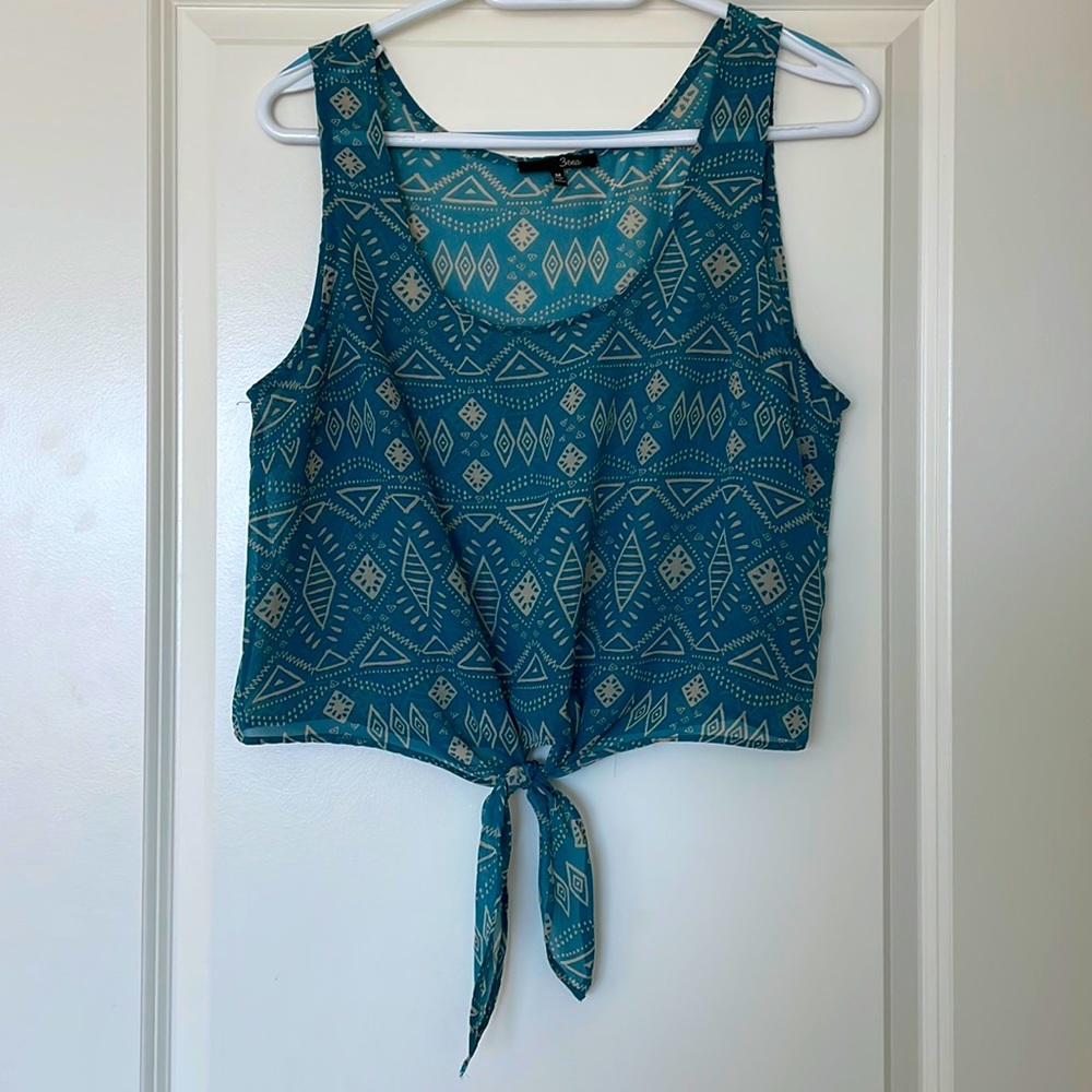 Front Tie Cropped Tank Top